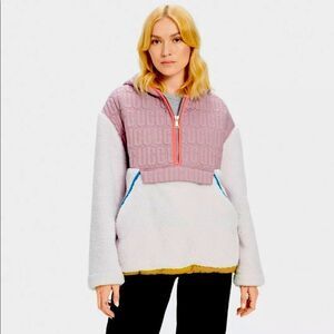 UGG NWT Iggy Sherpa Half-Zip Pullover Pink Salt‎